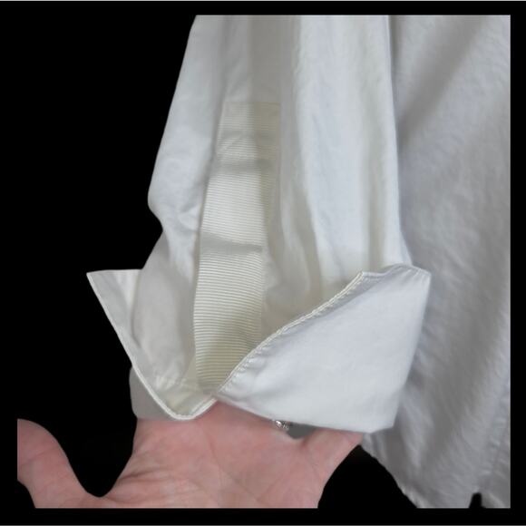 CAbi Style 352 Button Down French Cuff Tunic Sz Large in White - Picture 5 of 9